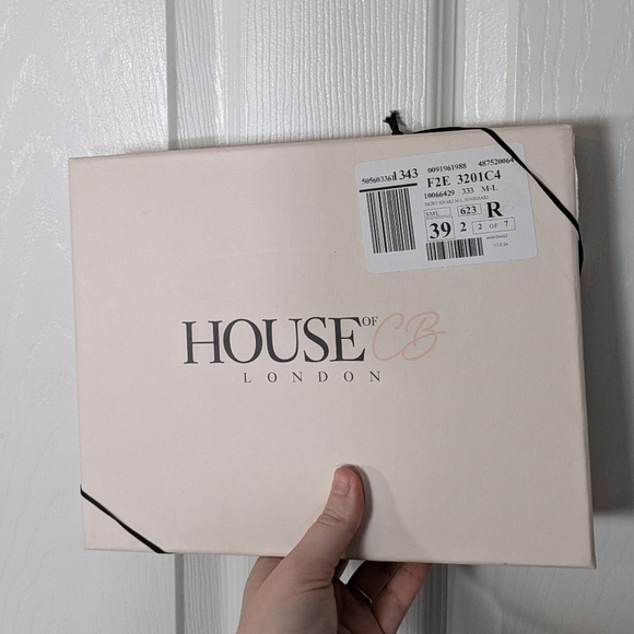 NWT House of CB Shahla Seamless Knit Khaki‎ Green Pencil Skirt in Box Size M/L - Picture 8 of 9